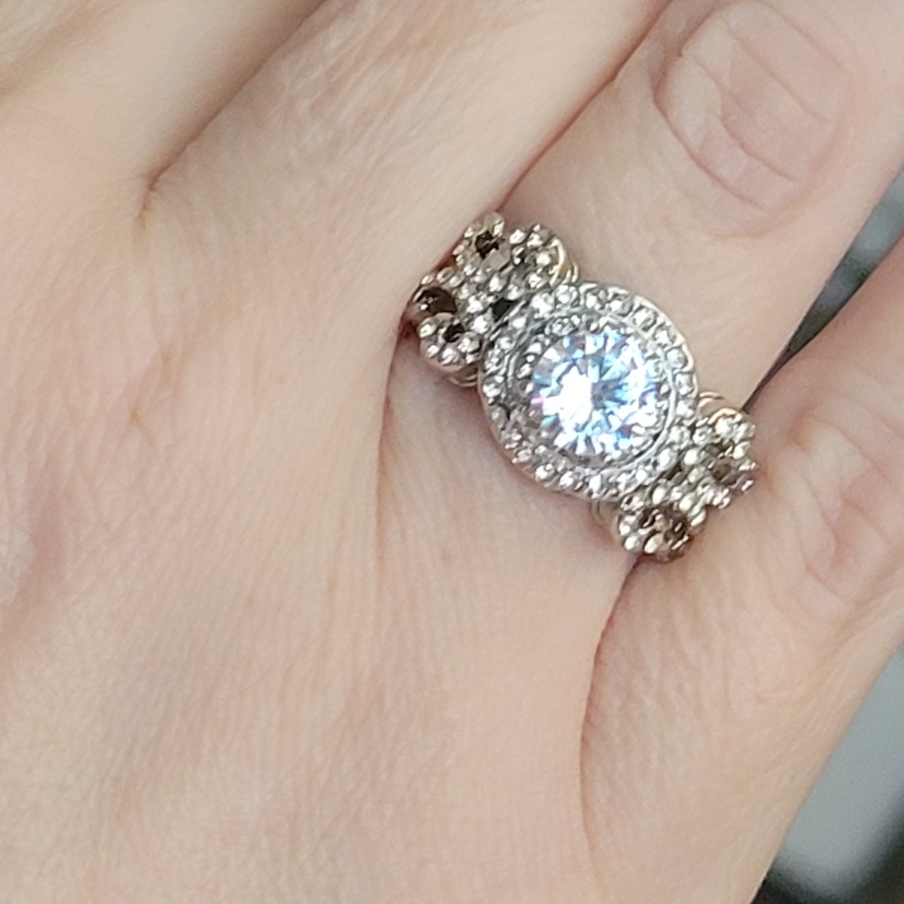 !Stamped! 925 Sterling Silver with White Sapphire stones. Size 7